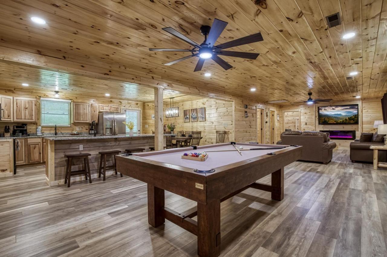 Hidden Creek, Pool Table, Hot Tub, 1089 Free Tickets Each Paid Day, Dollywood And More Gatlinburg Exterior foto