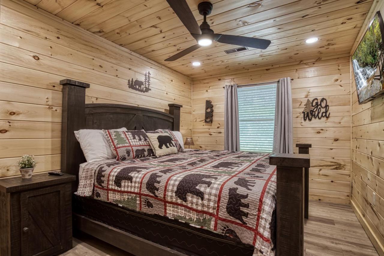 Hidden Creek, Pool Table, Hot Tub, 1089 Free Tickets Each Paid Day, Dollywood And More Gatlinburg Exterior foto